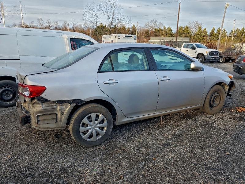 Photo 3 from auction – 2011 TOYOTA COROLLA with VIN 2T1BU4EEXBC717118