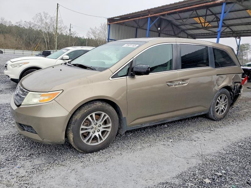 HONDA ODYSSEY 2013 with VIN 5FNRL5H63DB045560 - Photo from auction