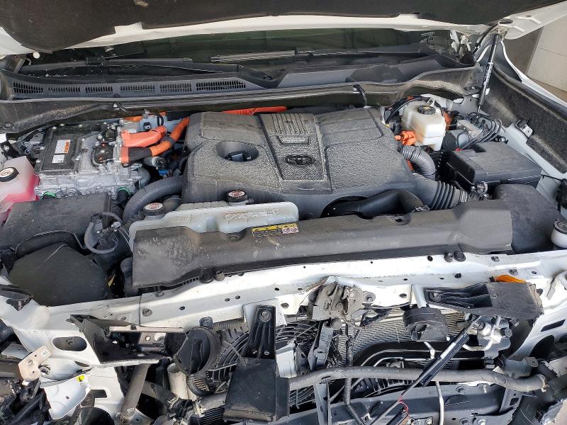 Photo 12 from auction – 2023 TOYOTA SEQUOIA SR with VIN 7SVAAABA2PX009982