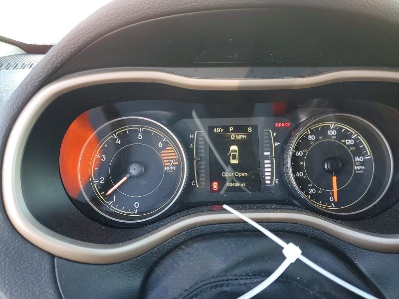 Photo 9 from auction – 2017 JEEP CHEROKEE L with VIN 1C4PJLCB4HW549722