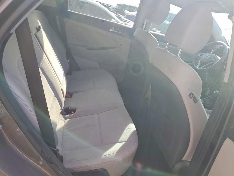 Photo 11 from auction – 2020 HYUNDAI TUCSON with VIN KM8J33A47LU181248