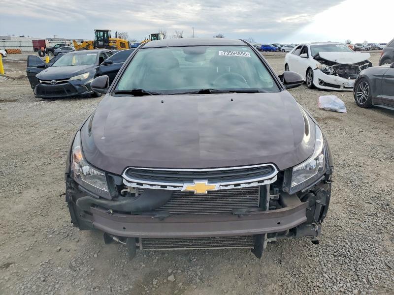 Photo 5 from auction – 2015 CHEVROLET CRUZE with VIN 1G1PC5SB9F7203172
