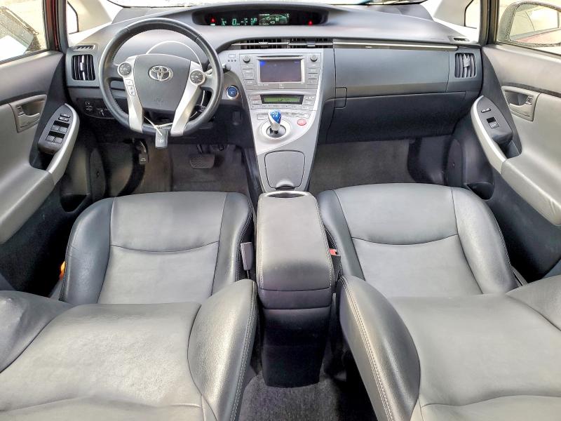 Photo 8 from auction – 2015 TOYOTA PRIUS with VIN JTDKN3DUXF0470294