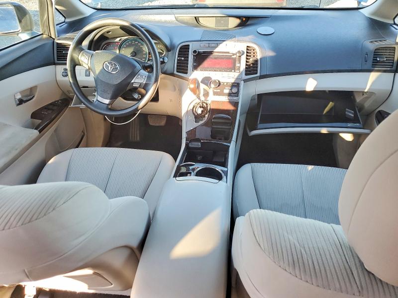 Photo 8 from auction – 2010 TOYOTA VENZA with VIN 4T3BA3BB3AU010931