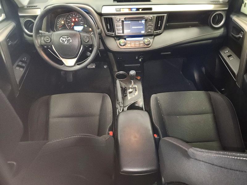 Photo 8 from auction – 2015 TOYOTA RAV4 XLE with VIN JTMRFREV1FJ020680