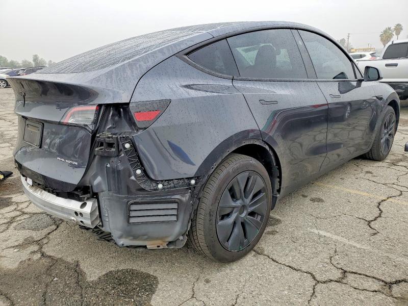 Photo 3 from auction – 2024 TESLA MODEL Y with VIN 7SAYGDEE0RF192144