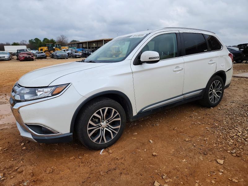 MITSUBISHI OUTLANDER 2018 with VIN JA4AD3A35JZ001946 - Photo from auction
