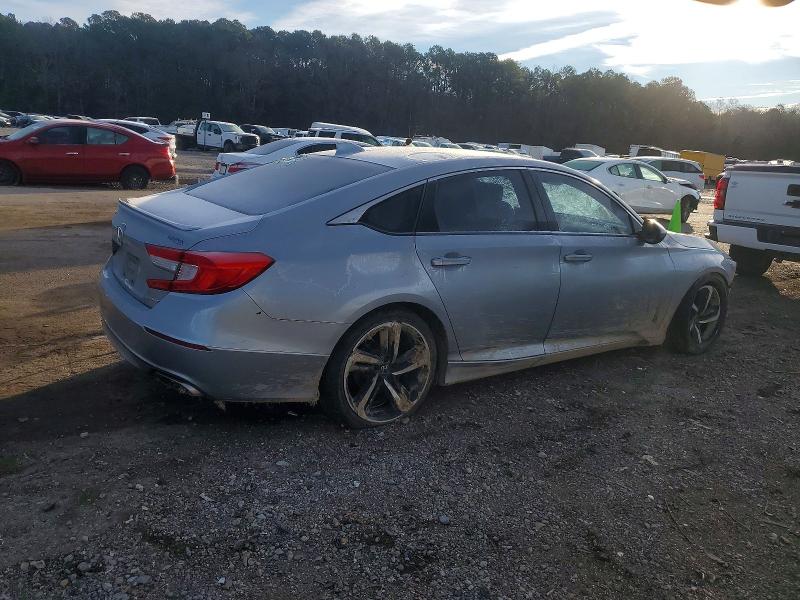 Photo 3 from auction – 2018 HONDA ACCORD SPO with VIN 1HGCV1F39JA201138
