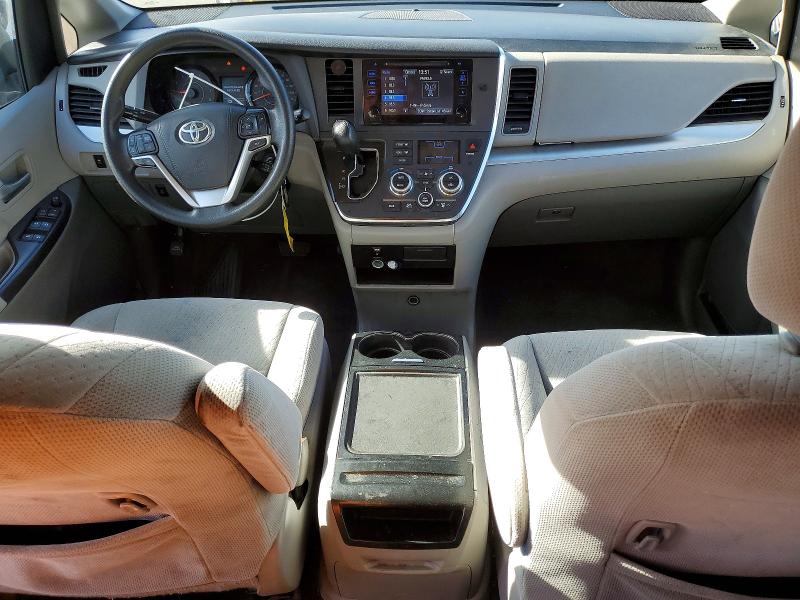 Photo 8 from auction – 2017 TOYOTA SIENNA with VIN 5TDKZ3DC1HS893986