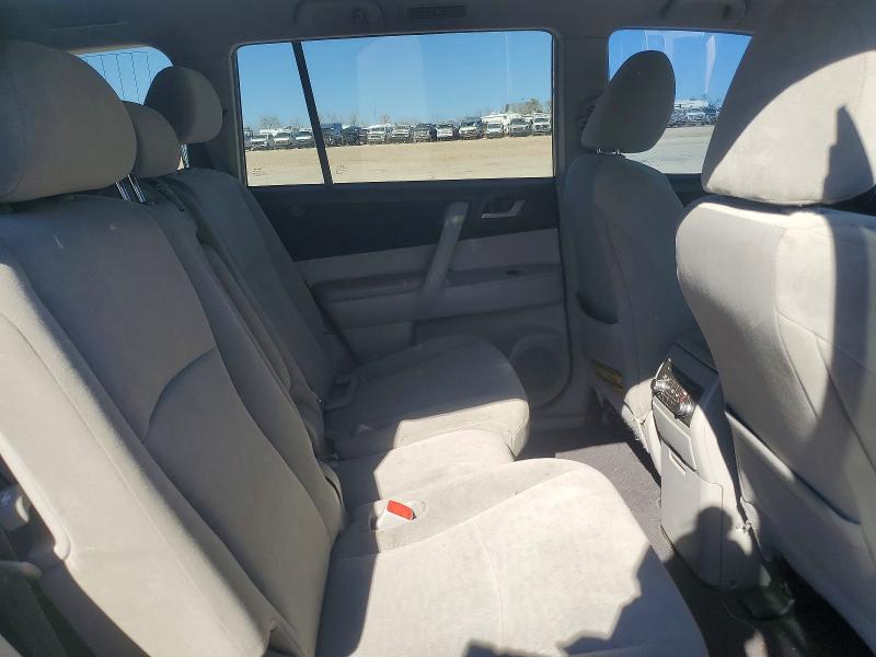 Photo 11 from auction – 2012 TOYOTA HIGHLANDER with VIN 5TDZA3EH6CS030089