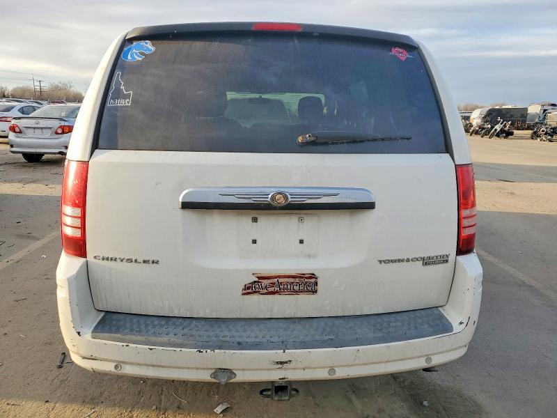 Photo 6 from auction – 2009 CHRYSLER TOWN & COU with VIN 2A8HR54159R572024