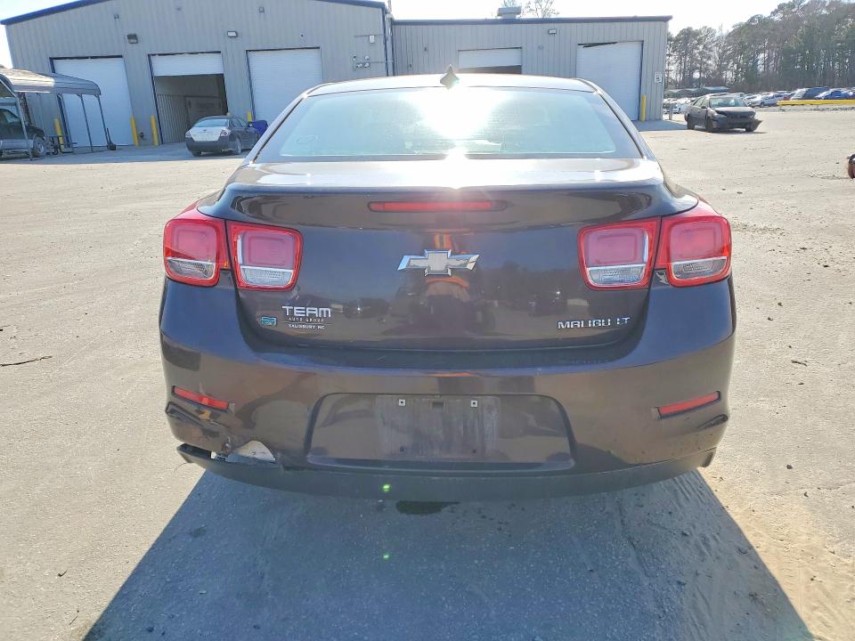 Photo 6 from auction – 2015 CHEVROLET MALIBU with VIN 1G11C5SL3FF195333