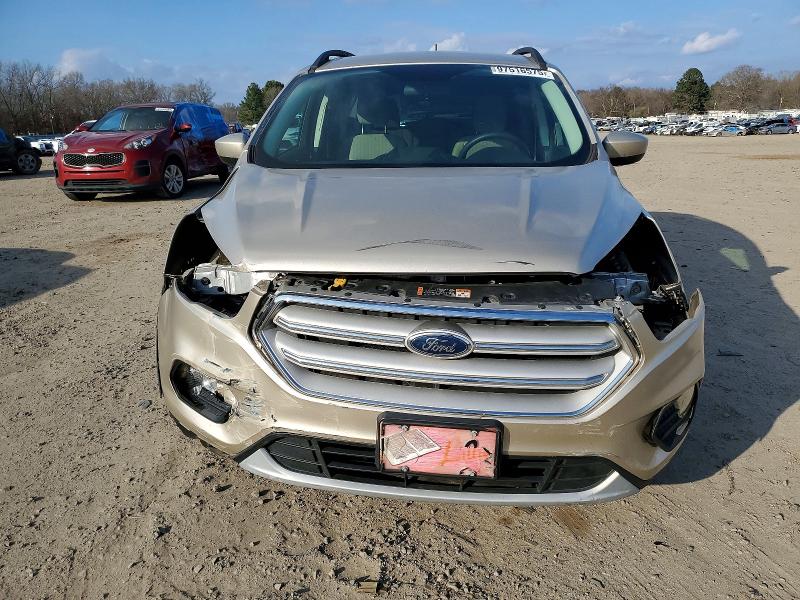 Photo 5 from auction – 2018 FORD ESCAPE with VIN 1FMCU0GD0JUB41859