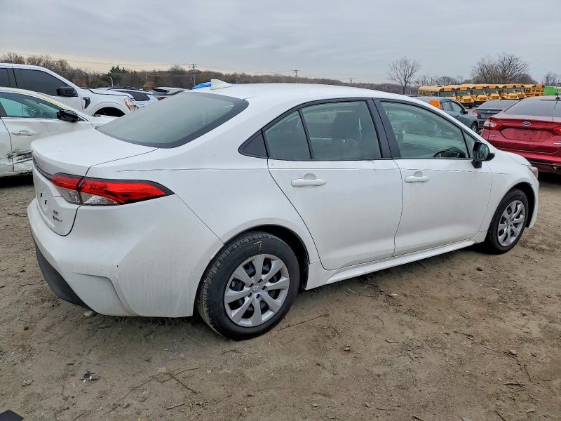Photo 3 from auction – 2025 TOYOTA COROLLA with VIN JTDBCMFE4S3091589