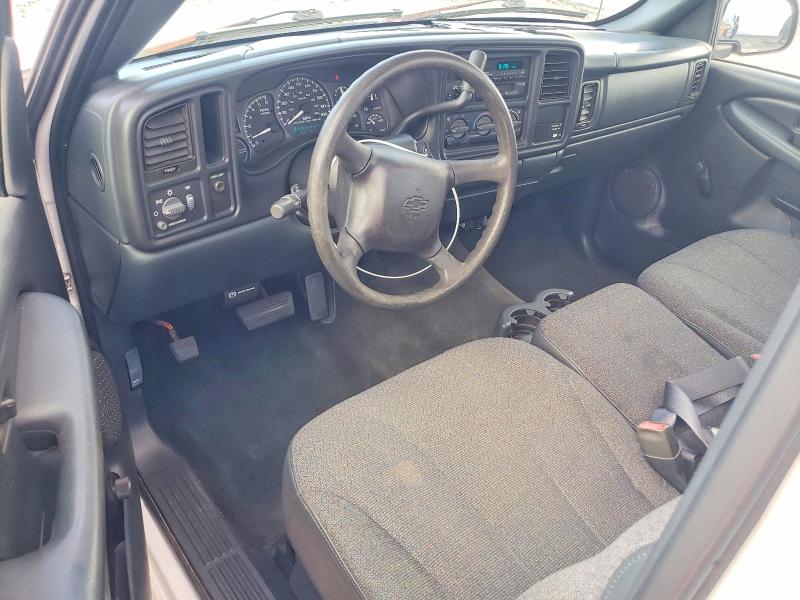 Photo 8 from auction – 2001 CHEVROLET SILVERADO with VIN 1GCEC14W01Z303973