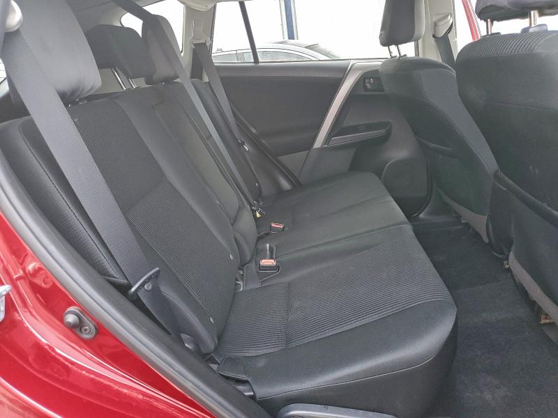 Photo 11 from auction – 2018 TOYOTA RAV4 LE with VIN 2T3ZFREV6JW501728