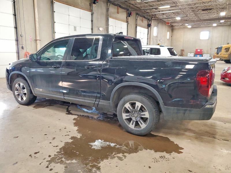 Photo 2 from auction – 2017 HONDA RIDGELINE RTL AWD with VIN 5FPYK3F5XHB037529