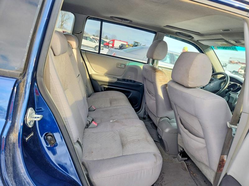 Photo 11 from auction – 2004 TOYOTA HIGHLANDER with VIN JTEDP21A340021877