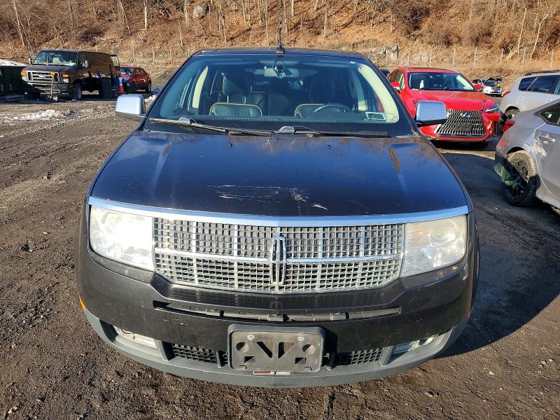 Photo 5 from auction – 2010 LINCOLN MKX with VIN 2LMDJ8JC4ABJ04951