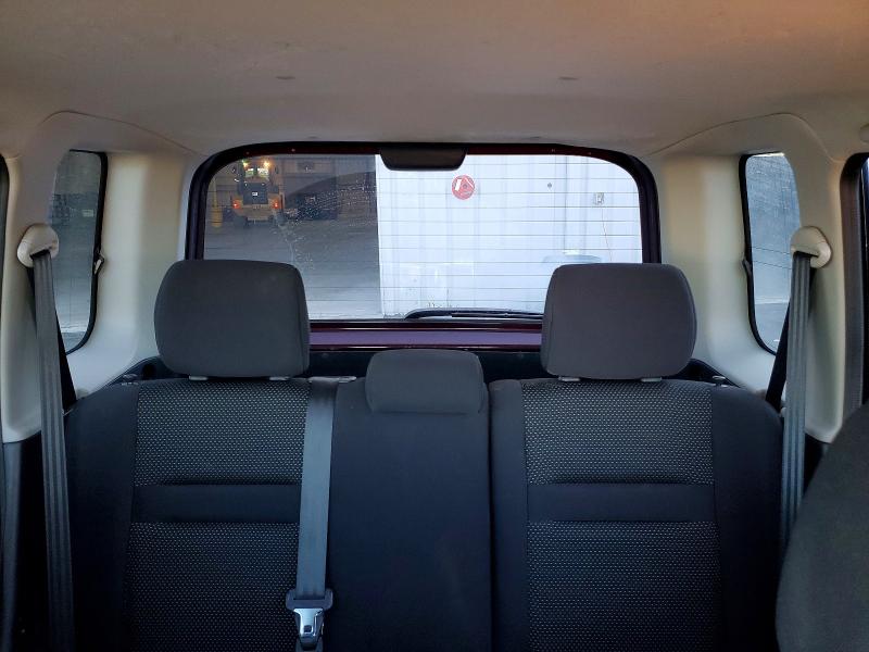 Photo 10 from auction – 2005 TOYOTA SCION XB with VIN JTLKT324950219195