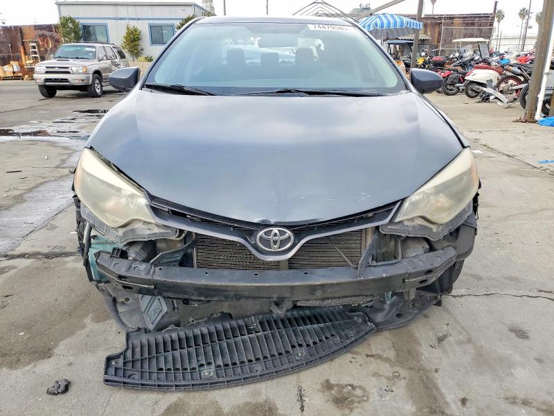Photo 5 from auction – 2016 TOYOTA COROLLA with VIN 5YFBURHE2GP461671
