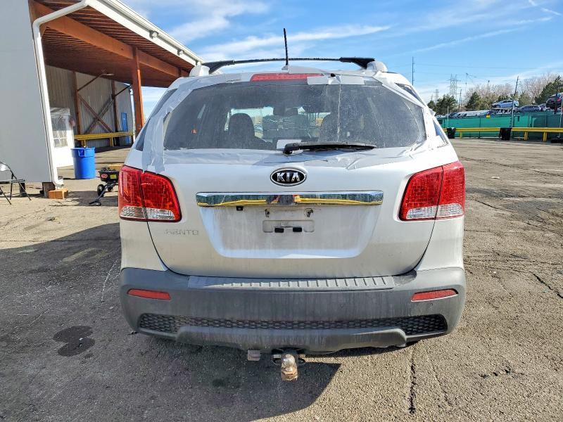 Photo 6 from auction – 2012 KIA SORENTO BA with VIN 5XYKTDA67CG252675