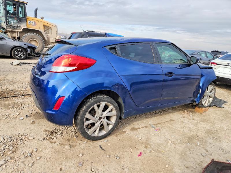 Photo 3 from auction – 2016 HYUNDAI VELOSTER with VIN KMHTC6AD0GU260678