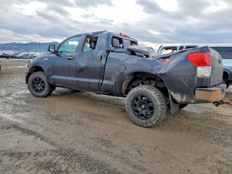 Photo 2 from auction – 2010 TOYOTA TUNDRA DOU with VIN 5TFUY5F13AX098327