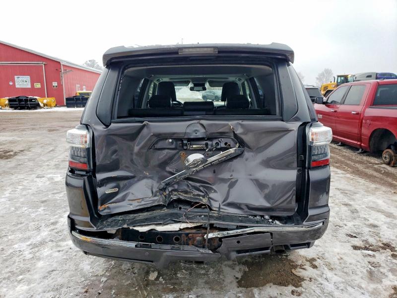 Photo 6 from auction – 2016 TOYOTA 4RUNNER SR with VIN JTEBU5JR4G5357245