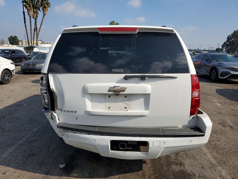 Photo 6 from auction – 2008 CHEVROLET SUBURBAN with VIN 3GNFC16JX8G185986