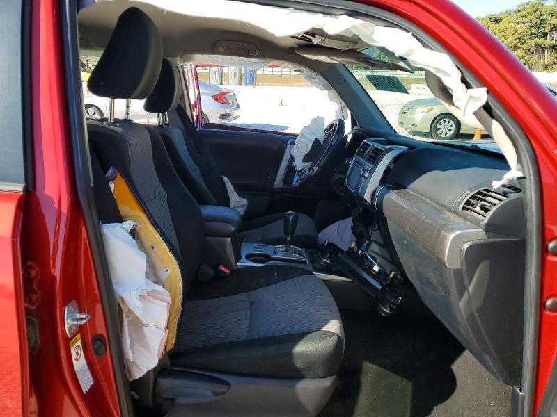 Photo 7 from auction – 2019 TOYOTA 4RUNNER SR with VIN JTEBU5JR1K5632384
