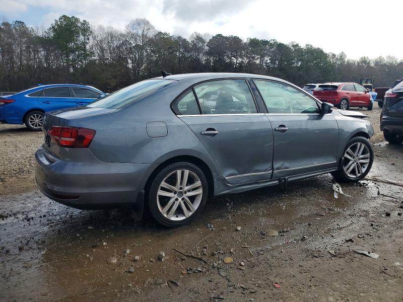 Photo 3 from auction – 2017 VOLKSWAGEN JETTA with VIN 3VWL17AJXHM211349