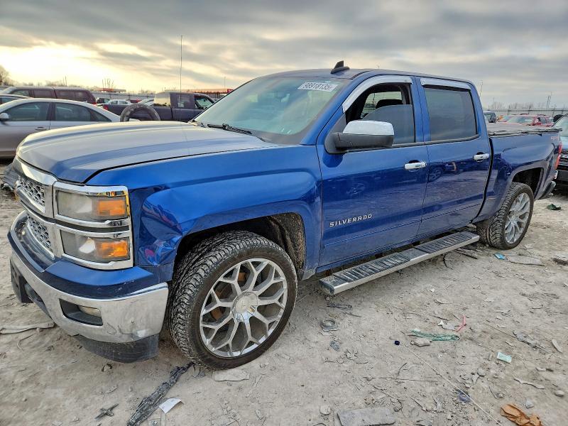 CHEVROLET SILVERADO 2015 with VIN 3GCUKREC2FG358367 - Photo from auction