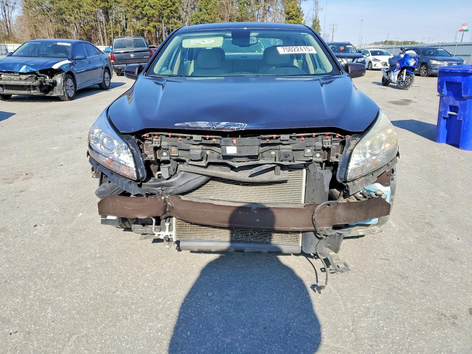 Photo 5 from auction – 2015 CHEVROLET MALIBU with VIN 1G11C5SL3FF195333