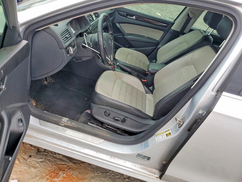 Photo 7 from auction – 2015 VOLKSWAGEN PASSAT with VIN 1VWBT7A33FC100244