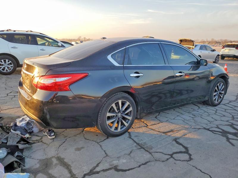Photo 3 from auction – 2017 NISSAN ALTIMA 2.5 with VIN 1N4AL3AP7HC243359