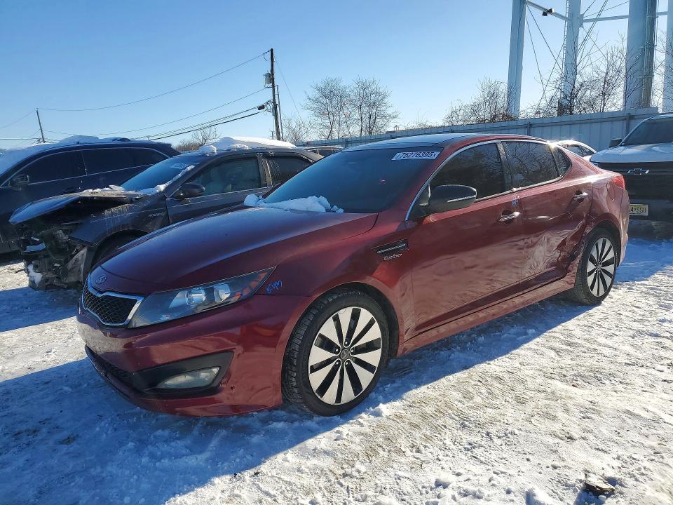 KIA OPTIMA SX 2012 with VIN 5XXGR4A60CG010688 - Photo from auction