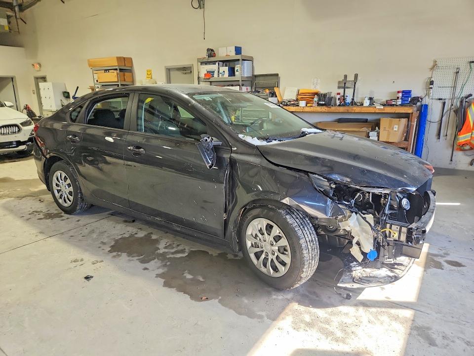 Photo 4 from auction – 2019 KIA FORTE with VIN 3KPF24AD8KE057490