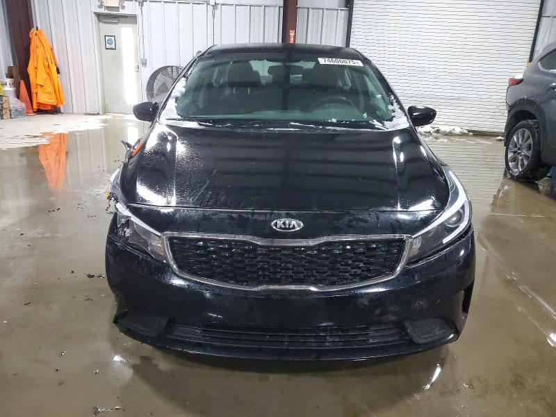 Photo 5 from auction – 2017 KIA FORTE LX with VIN 3KPFK4A76HE130830