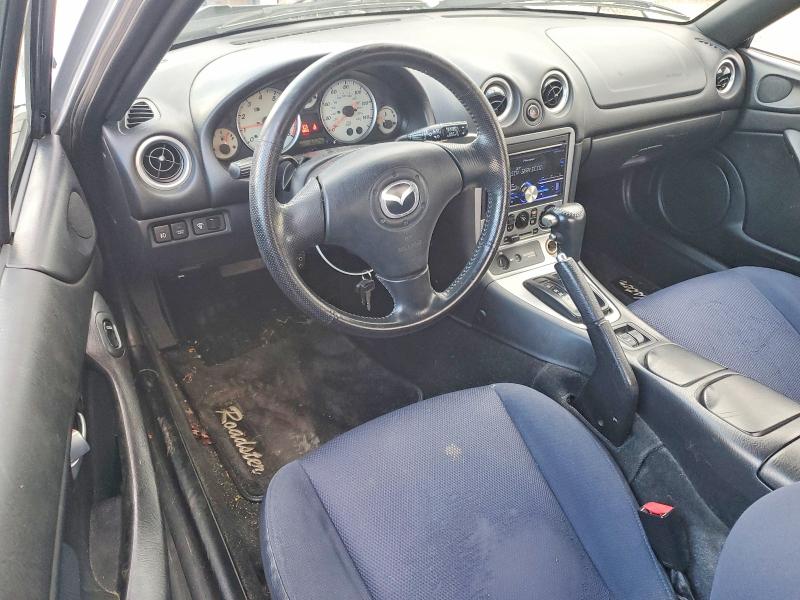 Photo 8 from auction – 2004 MAZDA MX-5 MIATA with VIN JM1NB353X40401680