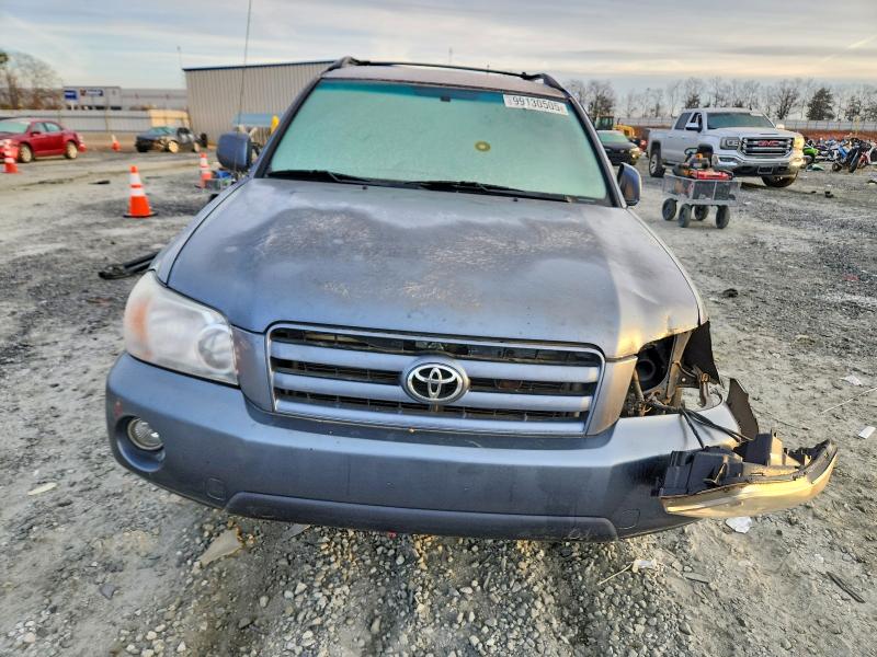 Photo 5 from auction – 2005 TOYOTA HIGHLANDER with VIN JTEGD21AX50119408
