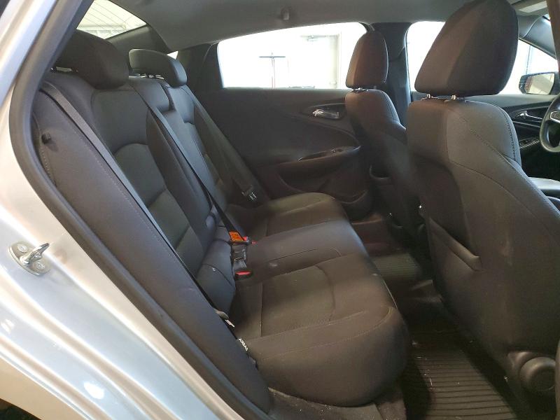 Photo 10 from auction – 2017 CHEVROLET MALIBU LT with VIN 1G1ZE5ST2HF176871