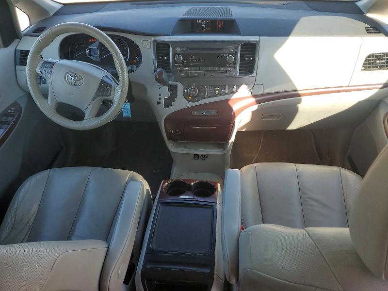 Photo 8 from auction – 2014 TOYOTA SIENNA with VIN 5TDYK3DC7ES408759