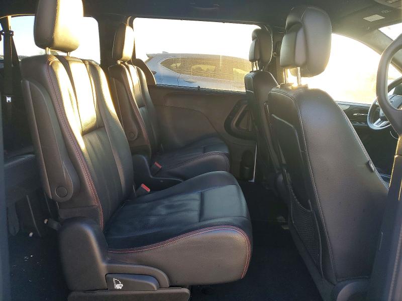 Photo 11 from auction – 2018 DODGE GRAND CARA with VIN 2C4RDGEG1JR143315