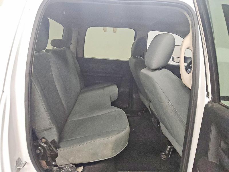 Photo 10 from auction – 2015 RAM 2500 with VIN 3C6UR5HJ4FG586893