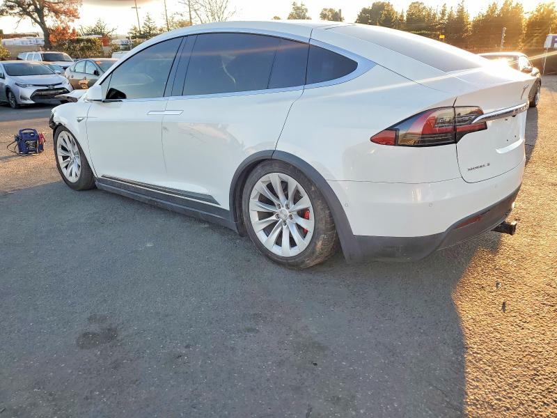 Photo 2 from auction – 2016 TESLA MODEL X with VIN 5YJXCAE46GF000264