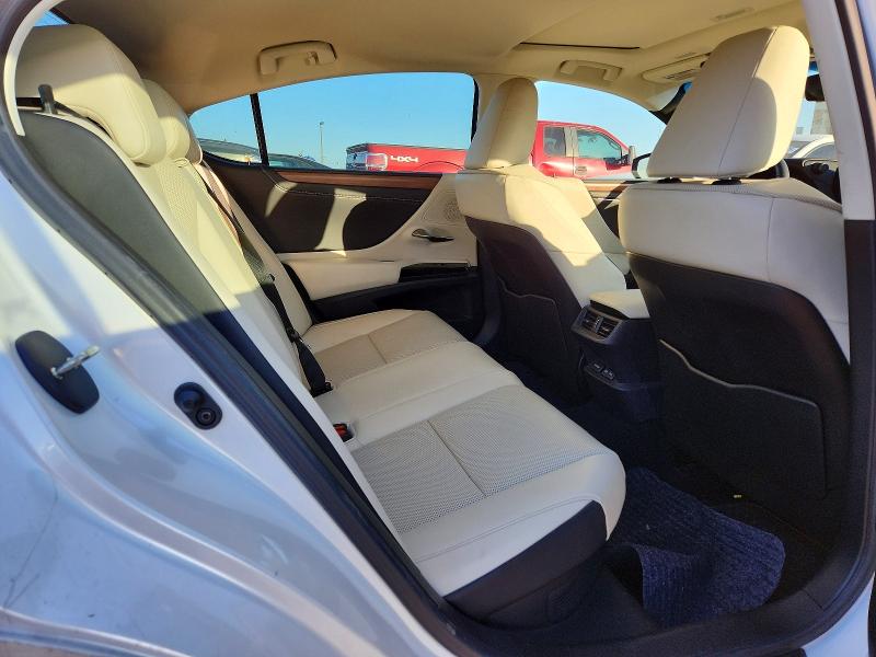 Photo 10 from auction – 2025 LEXUS ES with VIN 58ADA1C14SU067984