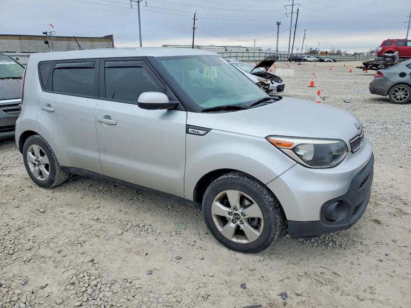 Photo 4 from auction – 2017 KIA SOUL with VIN KNDJN2A26H7461336