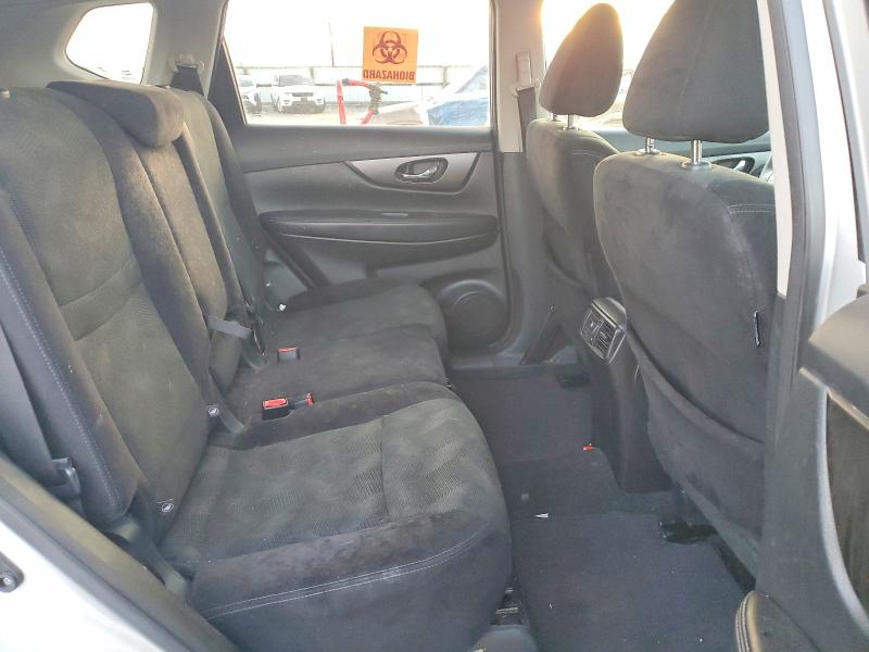 Photo 11 from auction – 2015 NISSAN ROGUE S with VIN 5N1AT2MV0FC884571