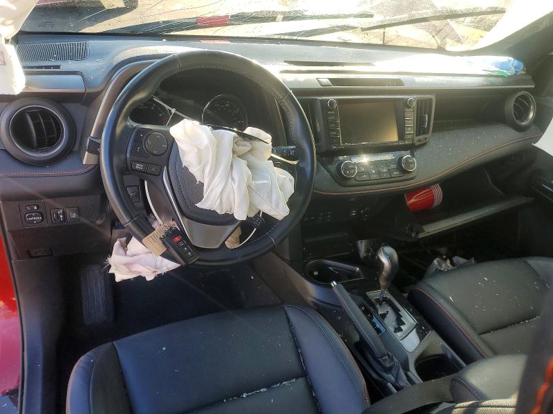 Photo 8 from auction – 2017 TOYOTA RAV4 with VIN 2T3JFREV1HW599400